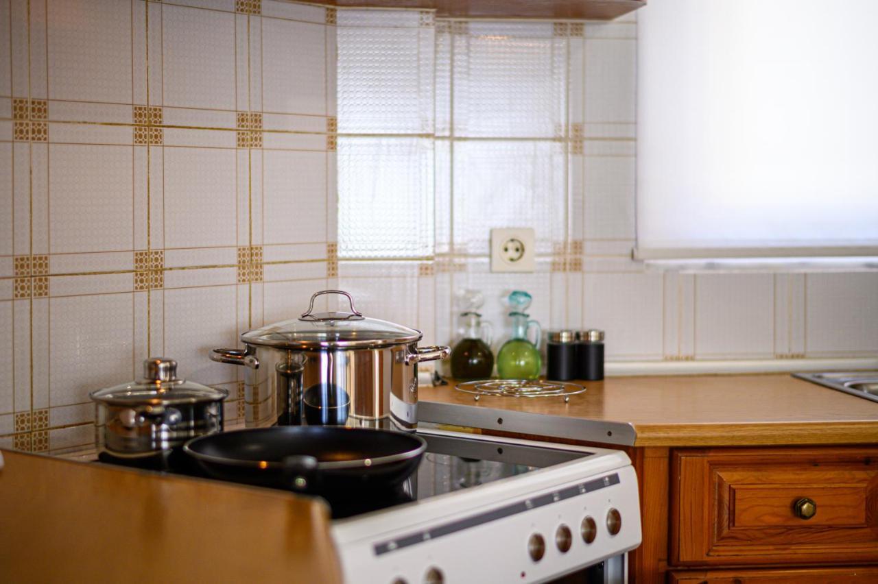 Oliva Apartment カラマタ エクステリア 写真