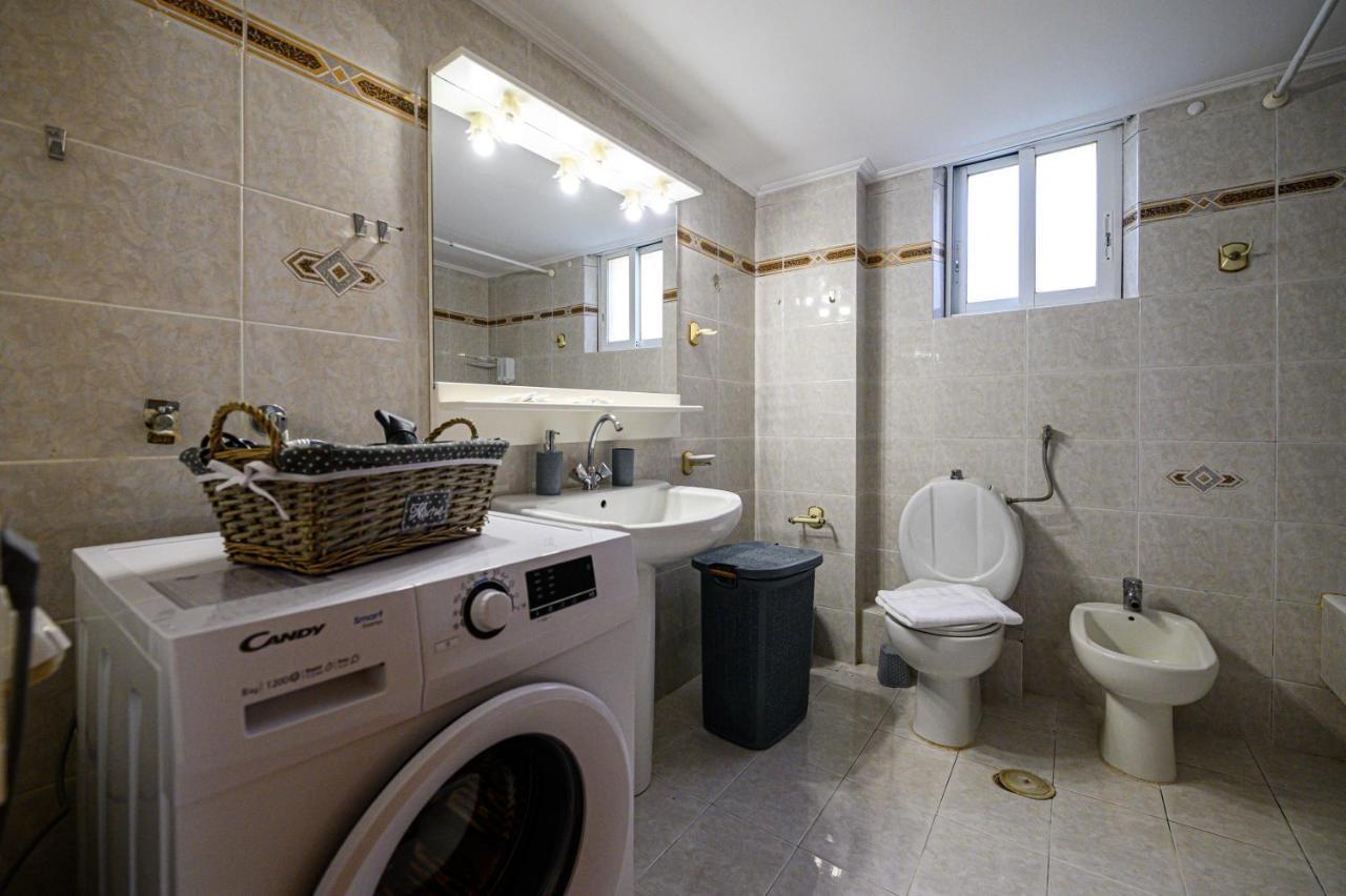 Oliva Apartment カラマタ エクステリア 写真